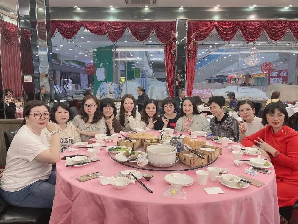 女神节 l 享受视觉盛宴，，，展望优美9001cc金沙以诚为本_9001cc金沙以诚为本国际官网-9001cc金沙以诚为本美容保健品有限公司官网-9001cc金沙以诚为本金纯官网